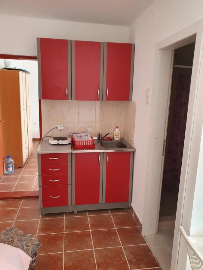 Apartmani Nar 수토모레 외부 사진